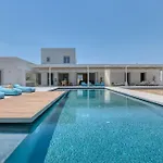 Lampsi - Spacious & Modern Villa *