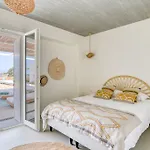 Lampsi - Spacious & Modern