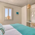 Lampsi - Spacious & Modern Isterni (Paros)
