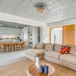 Lampsi - Spacious & Modern Villa *