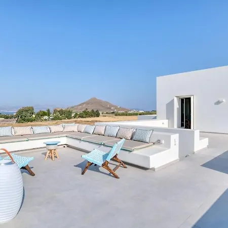 Lampsi - Spacious & Modern Isterni (Paros)