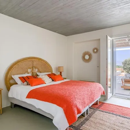 Lampsi - Spacious & Modern