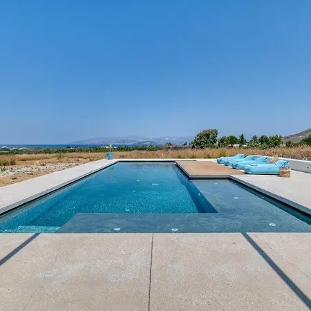 Lampsi - Spacious & Modern Isterni (Paros)