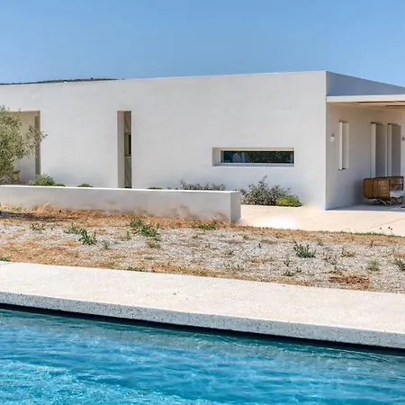 Lampsi - Spacious & Modern Willa Isterni (Paros)