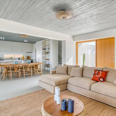 Lampsi - Spacious & Modern Willa *