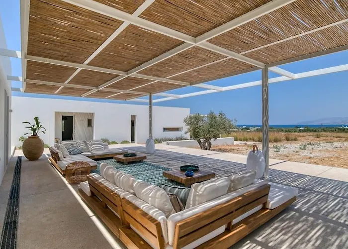 Lampsi - Spacious & Modern Villa *